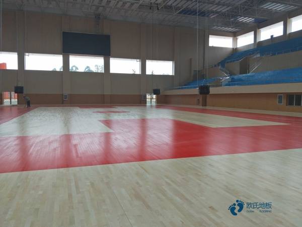 小学篮球运动地板施工步骤3