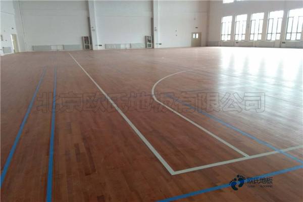 国产篮球馆木地板施工工艺2