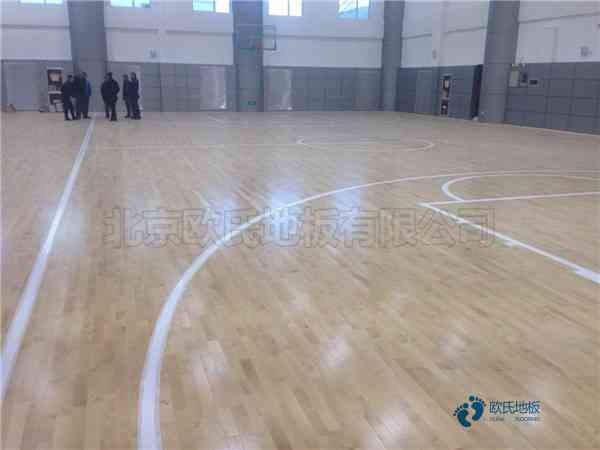 购买运动馆木地板哪个品牌好3